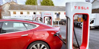 Tesla, Uzaydan İnterneti Supercharger’ı Şarj İstasyonlarına Getirdi