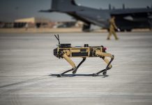 ABD, Meksika Sınırında Robot Köpekleri Test Ediyor