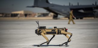 ABD, Meksika Sınırında Robot Köpekleri Test Ediyor